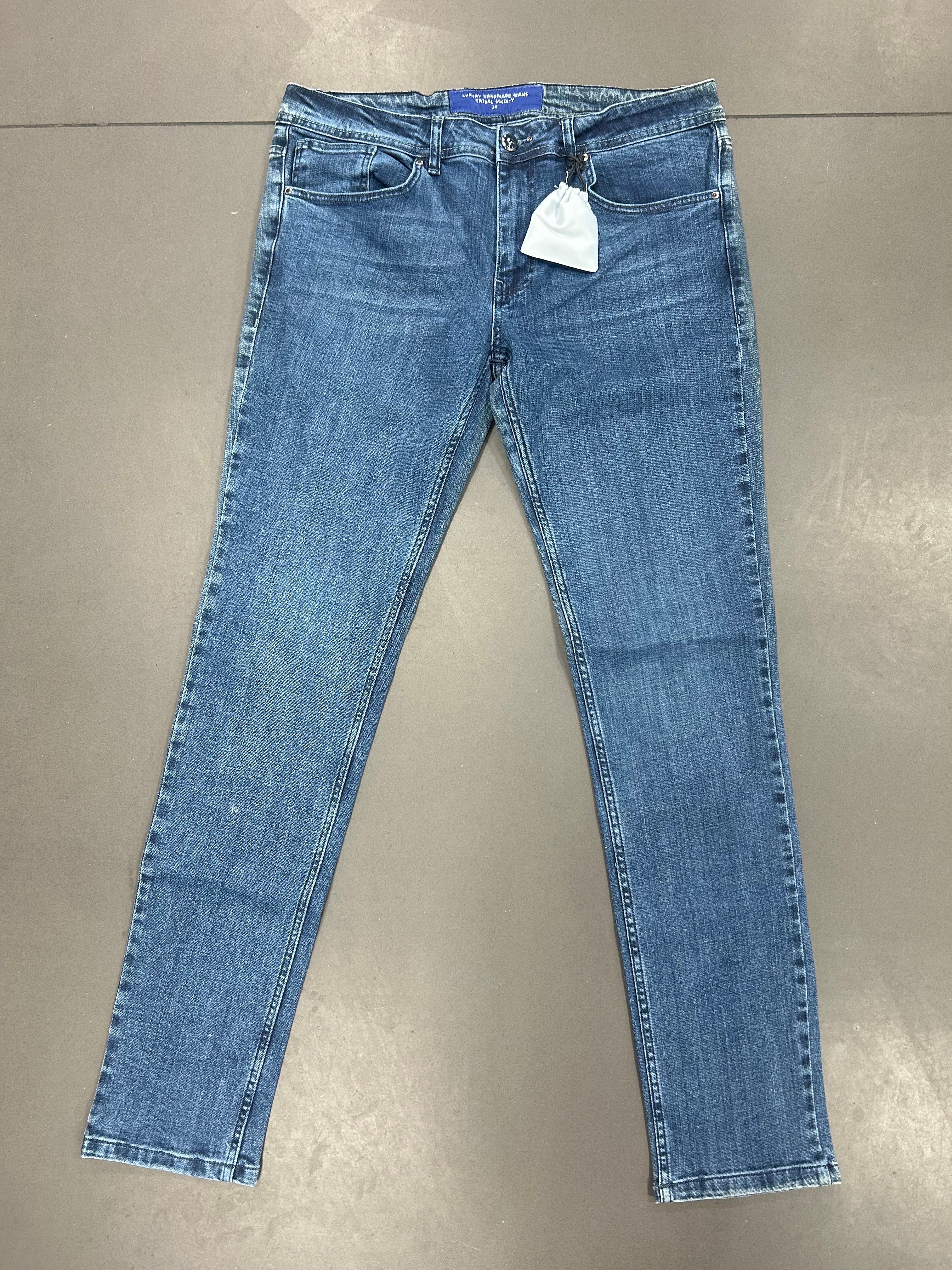 RESELL: 020 Jeans - Image 3