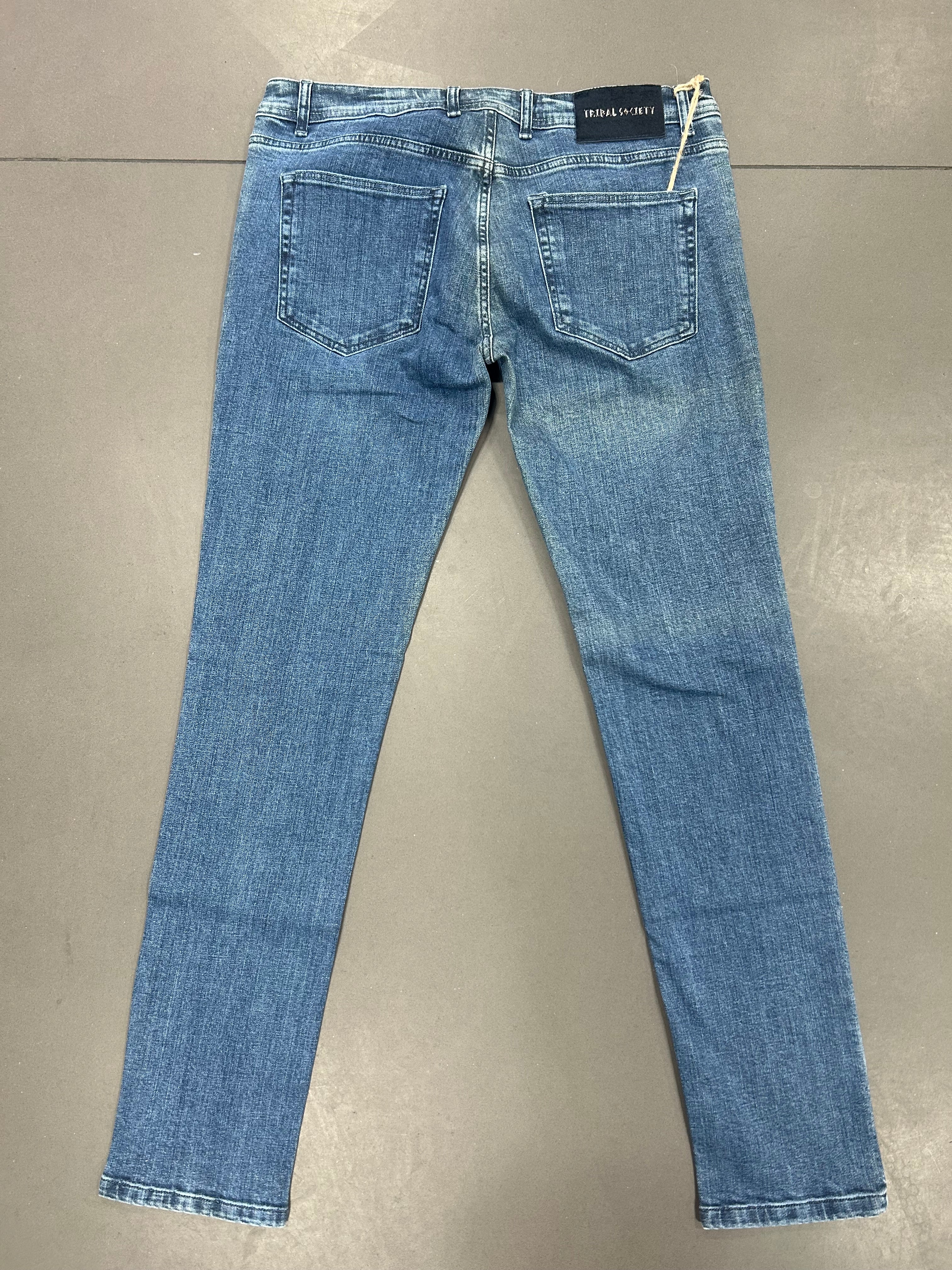 RESELL: 020 Jeans - Image 6