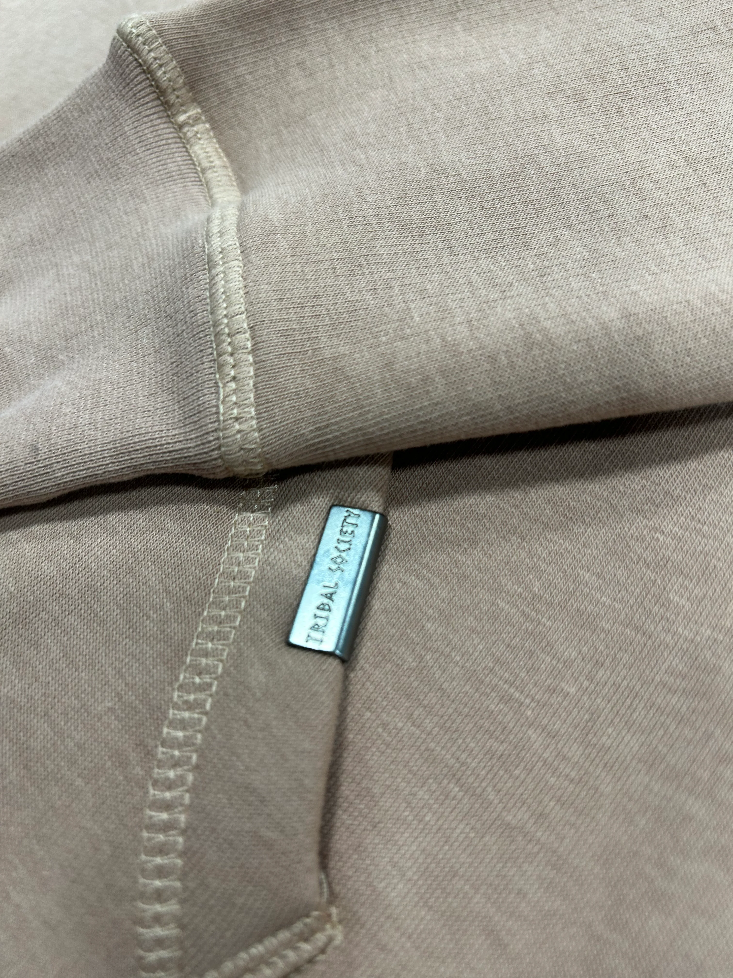 RESELL: Biscuit hoodie, XS - Image 3