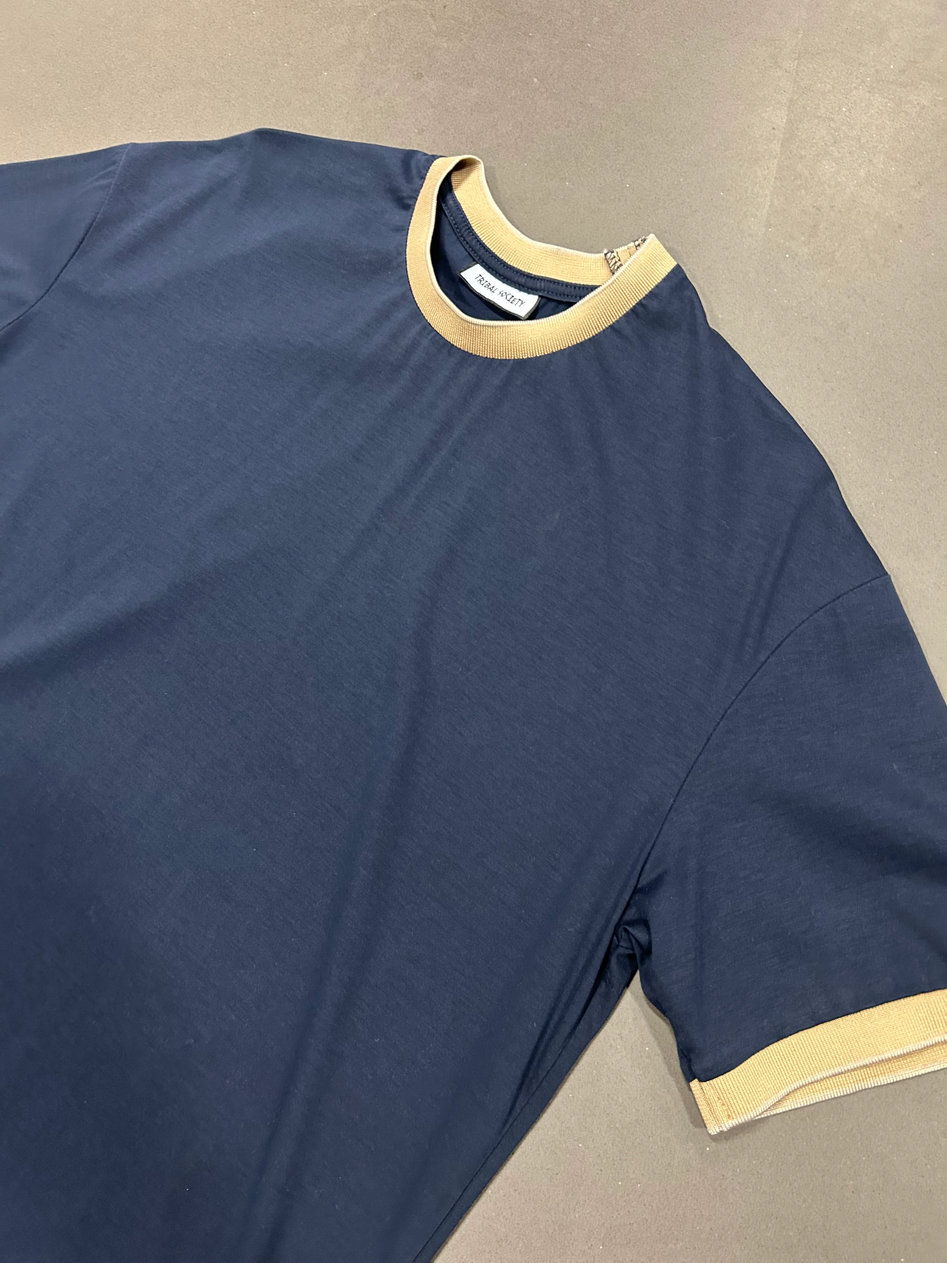 RESELL: Biscuit Trim Navy Luxe Tee, Medium - Image 3