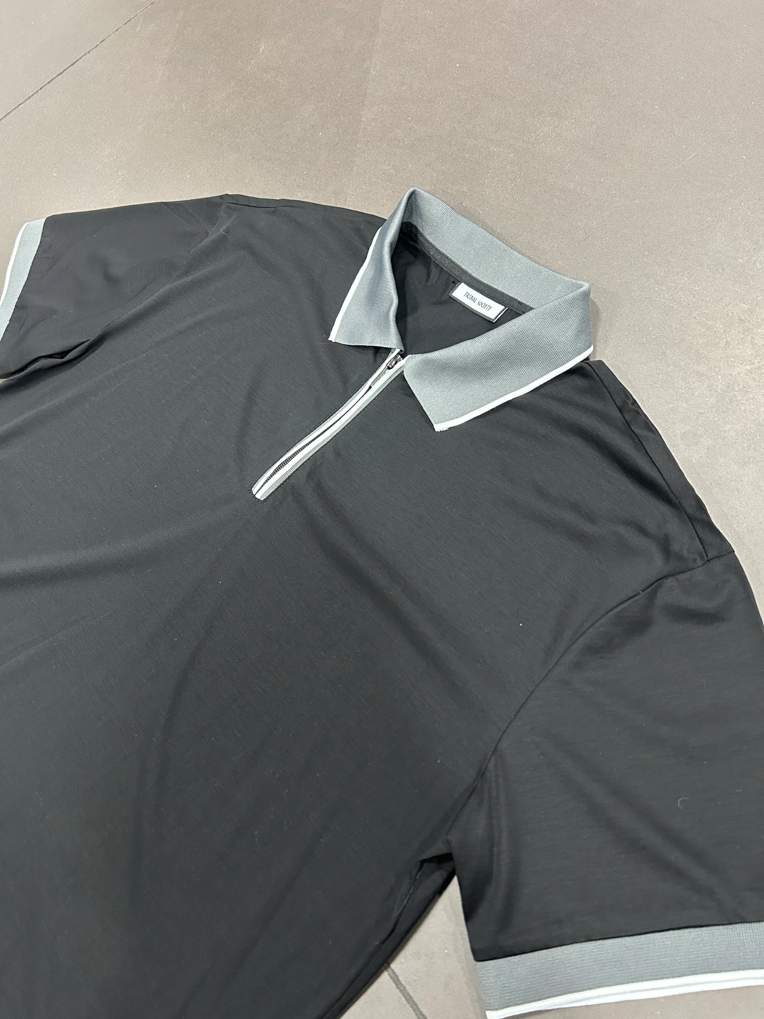 RESELL: Black quarter zip polo 3XL - Image 3