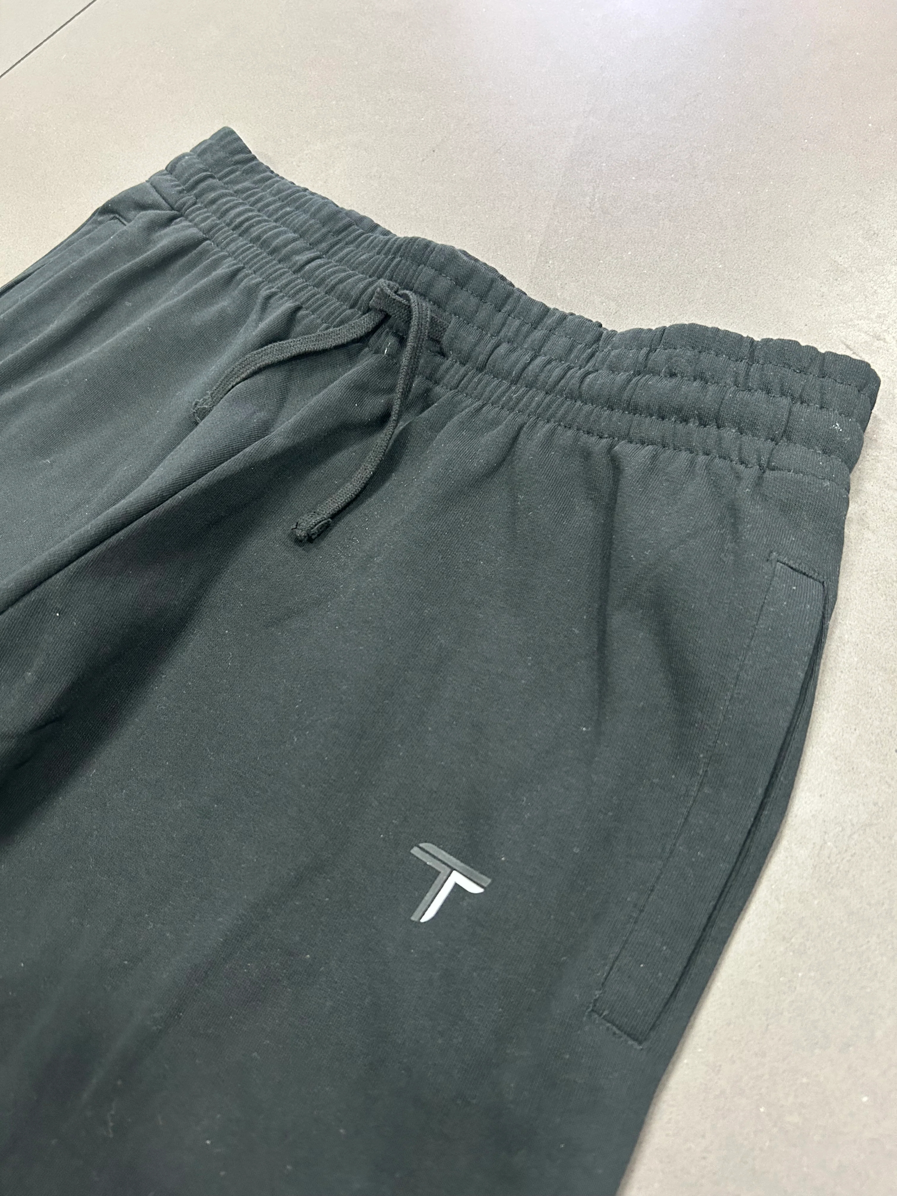 RESELL: Black Tech Joggers XXL - Image 3