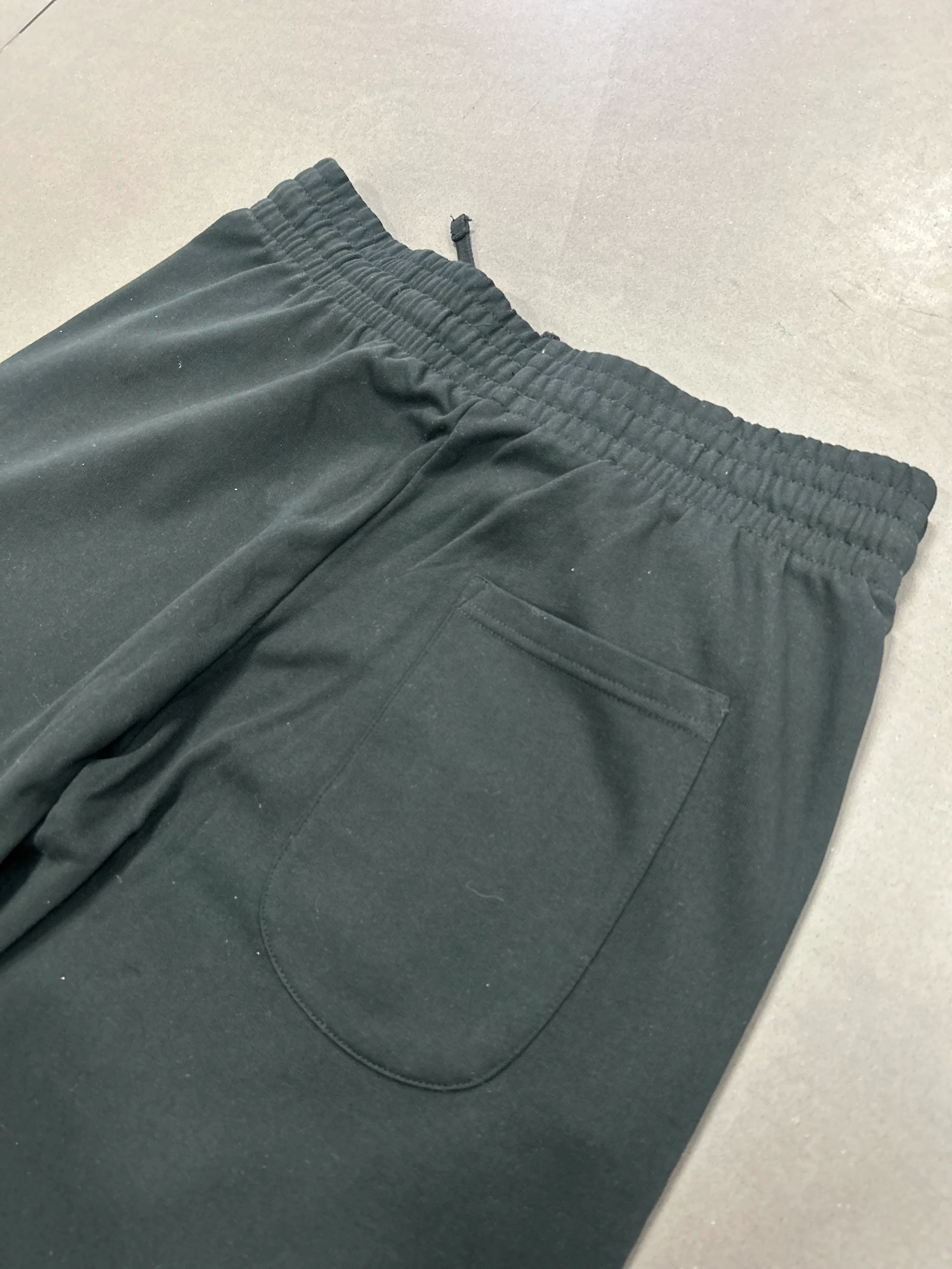 RESELL: Black Tech Joggers XXL - Image 4