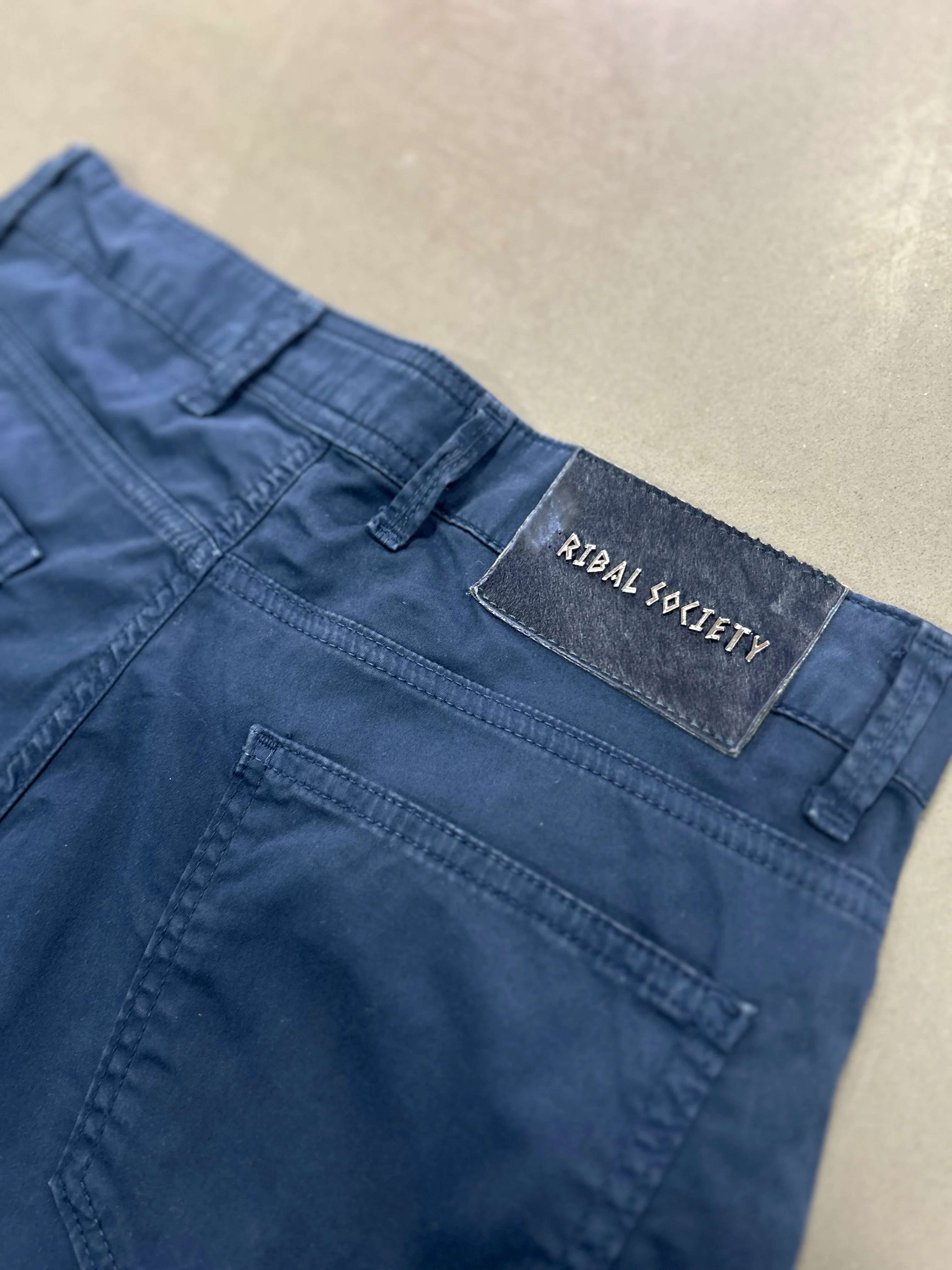 RESELL: Chino Shorts 30” - Image 3