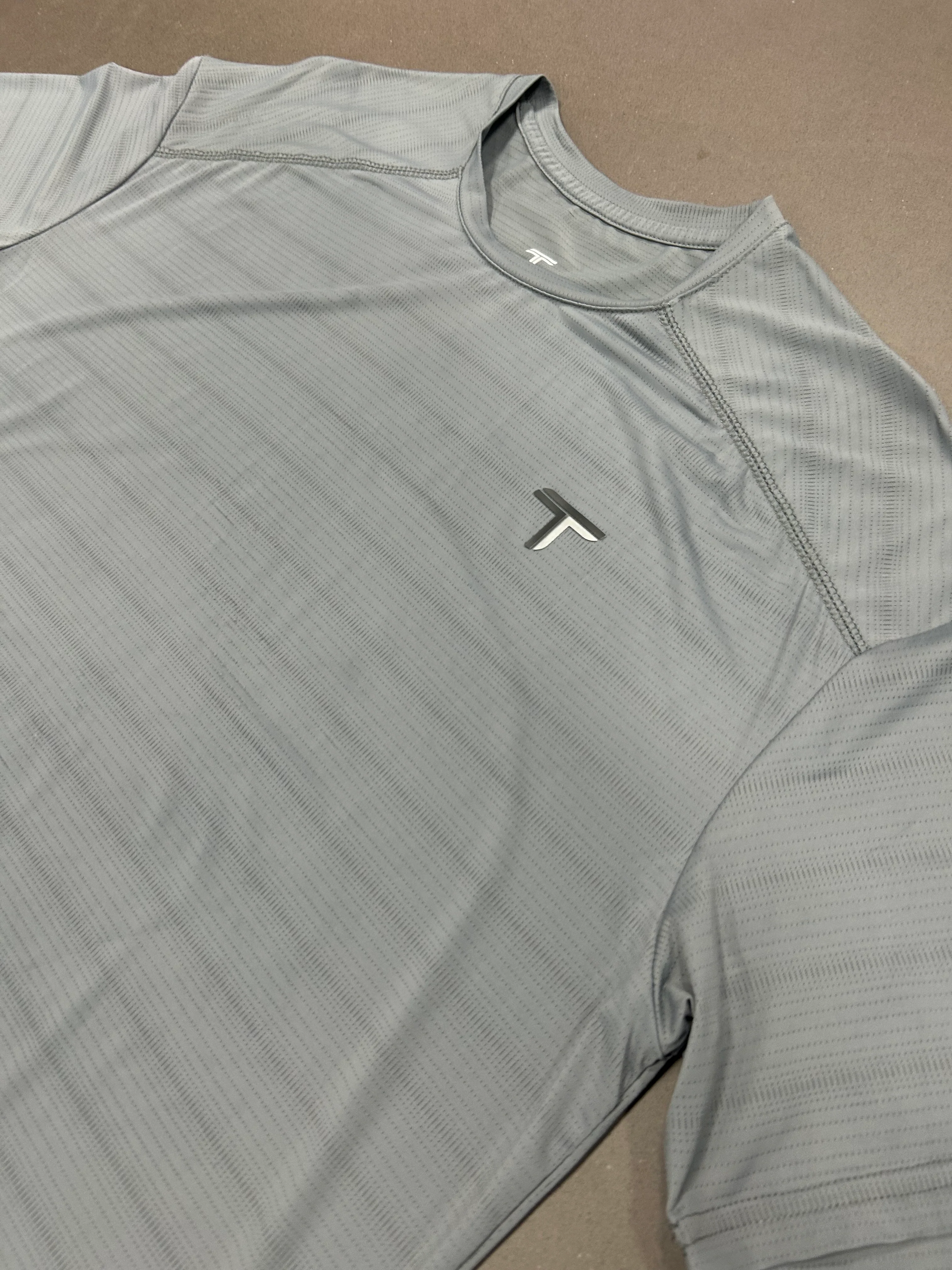 RESELL: Grey Agility Tee, Large - Image 3