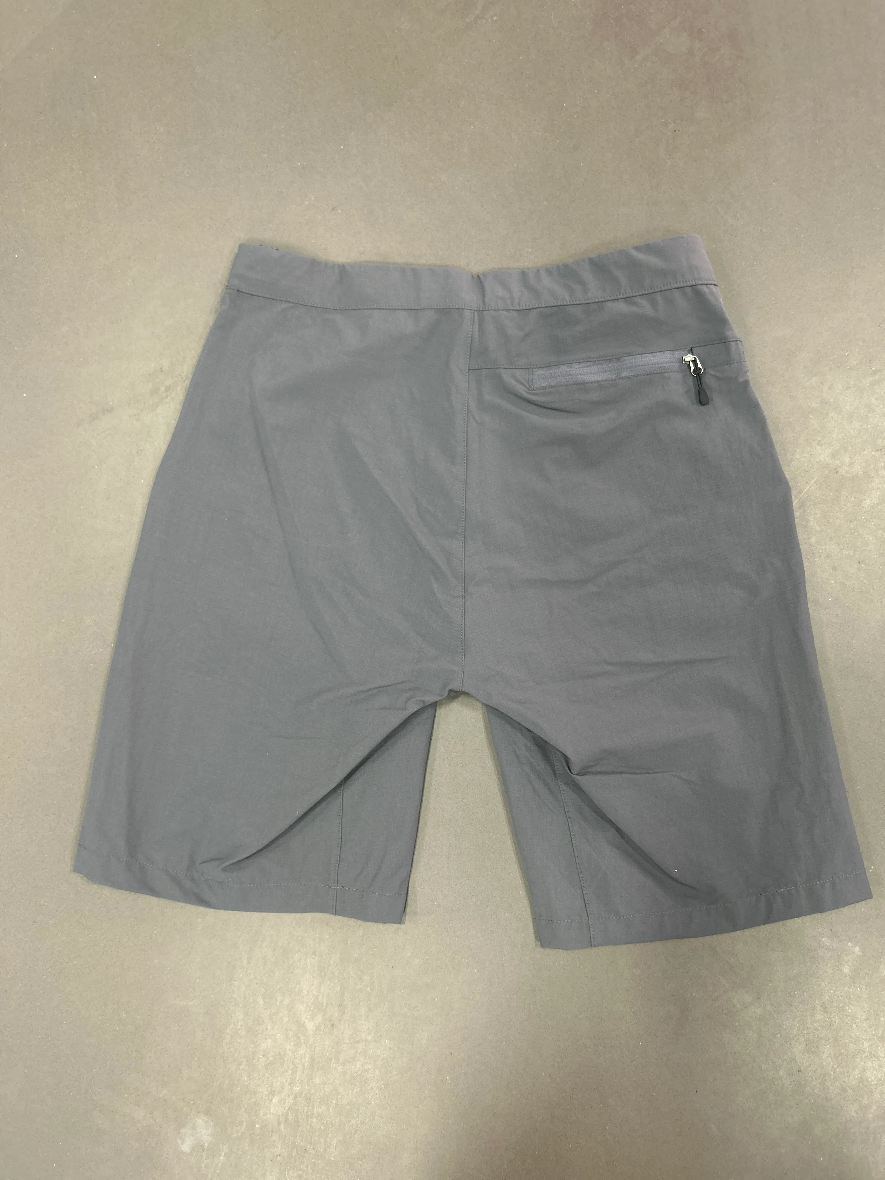 RESELL: Grey Buckle Tech shorts Small - Image 3