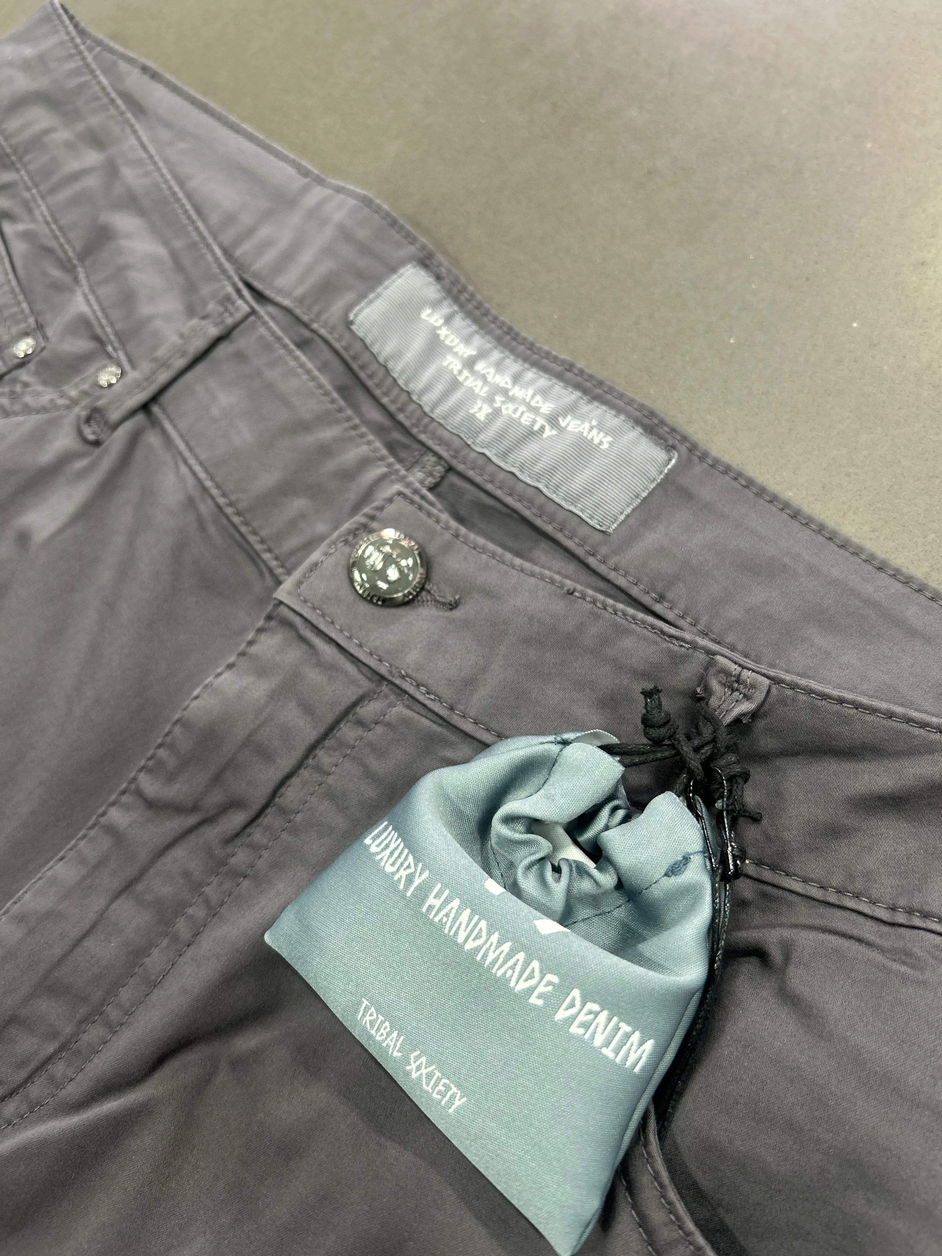 RESELL: Grey Chino Shorts 38” - Image 3