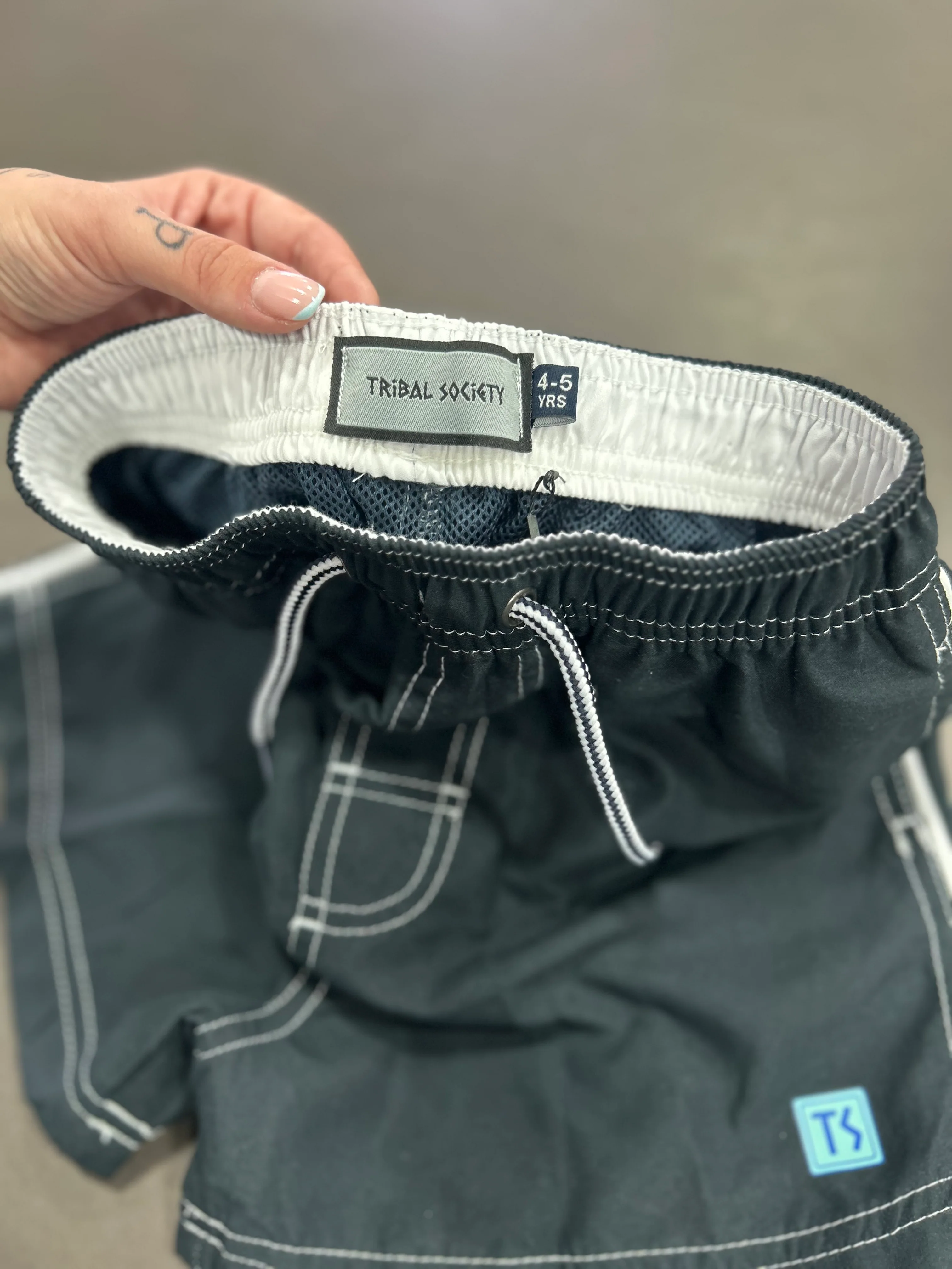 RESELL: Kids black swim shorts - Image 5