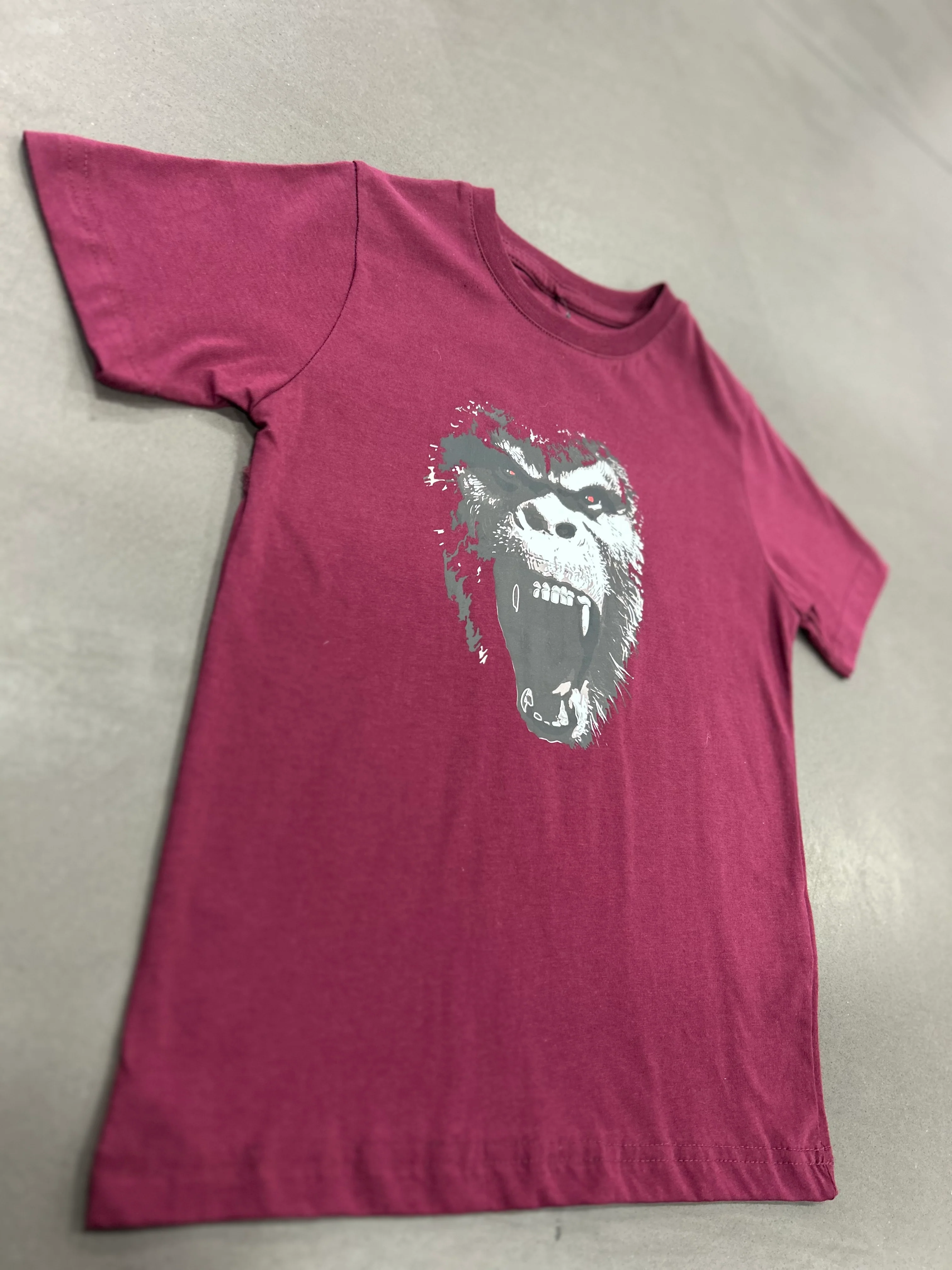 RESELL: Kids burgundy gorilla print T-shirt - Image 5