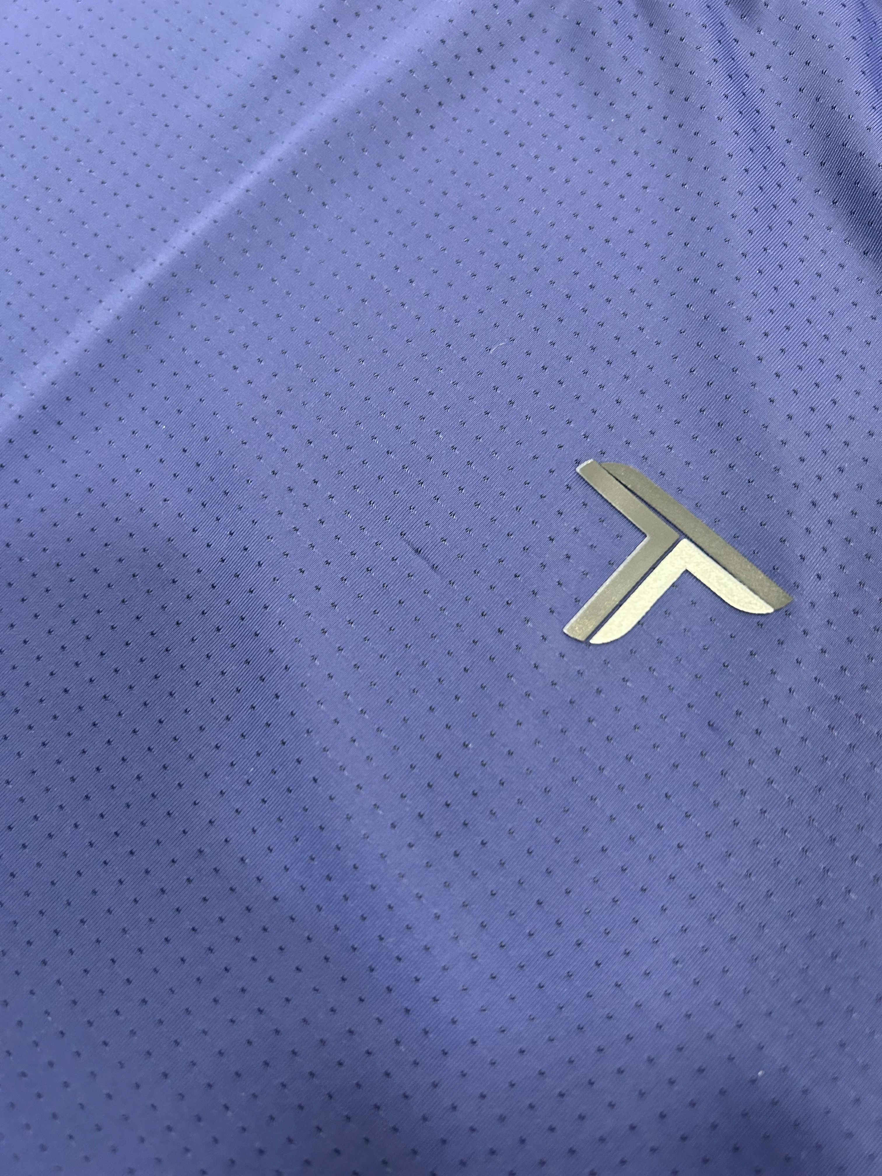RESELL: Navy Peak T-shirt, xs - Image 3