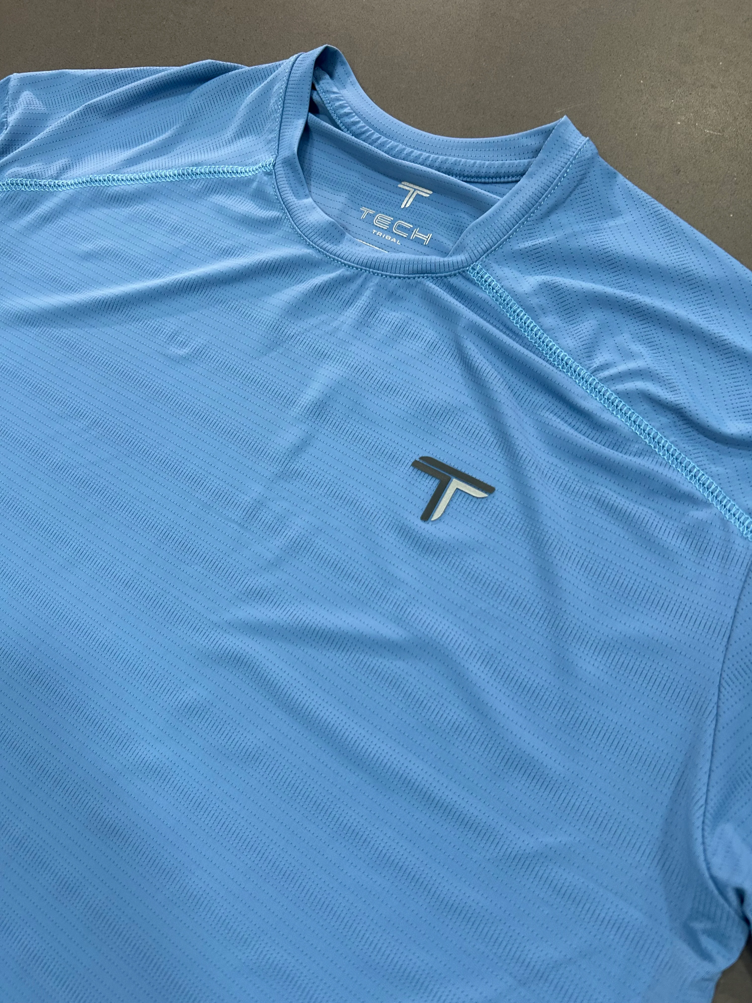 RESELL: Small Blue Agility T-shirt - Image 2