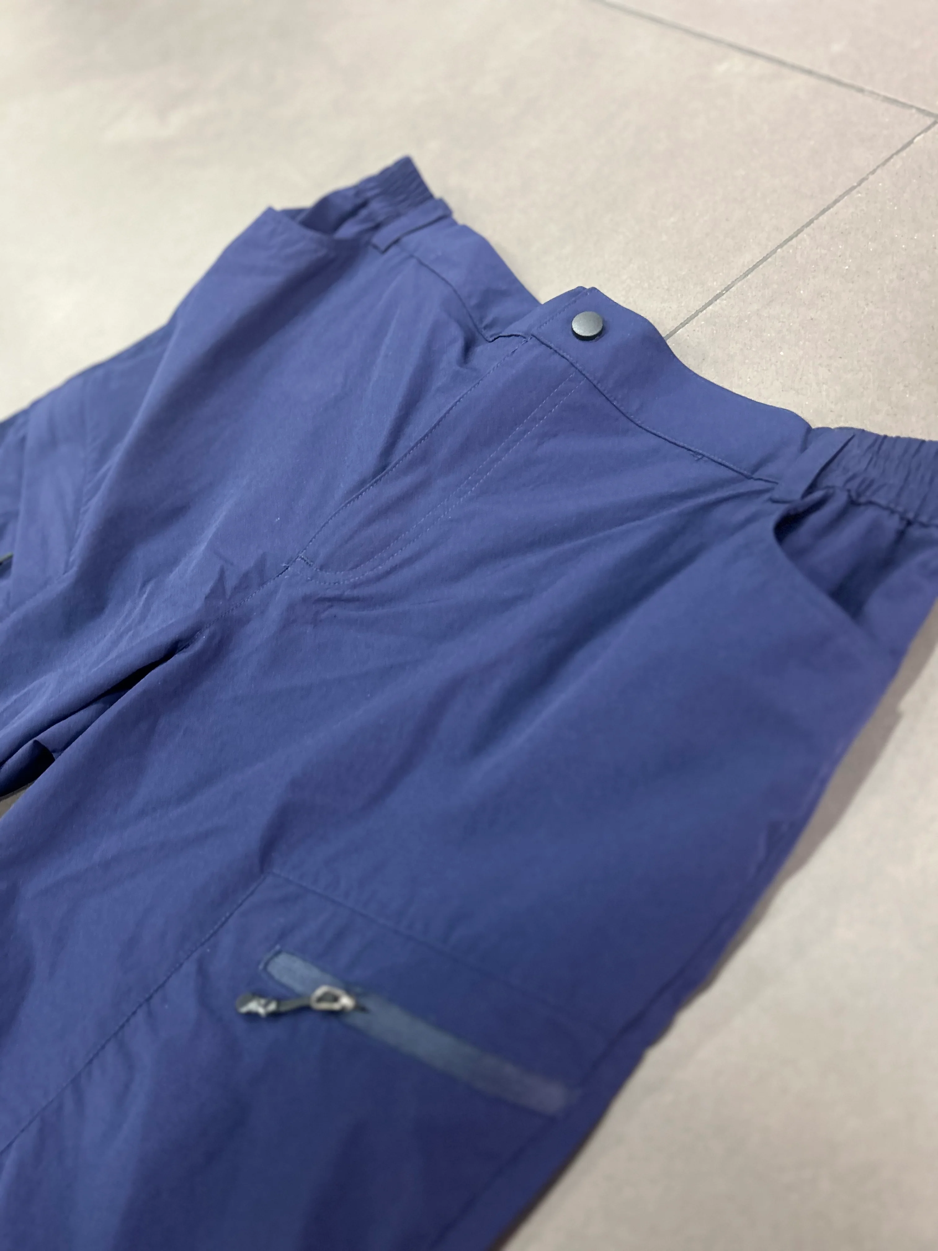 RESELL: Steel Blue Tech Shorts 3XL - Image 3