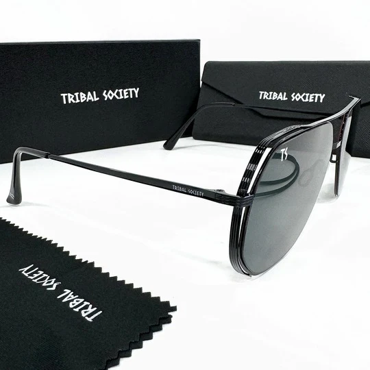 TS10 Sunglasses - Black - Image 4